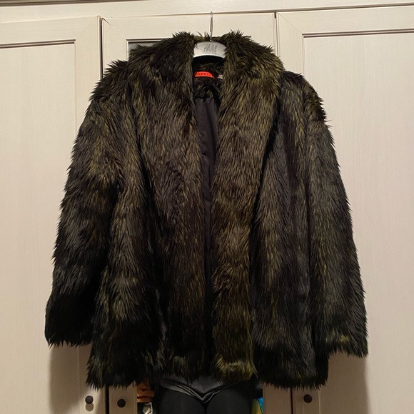 Alice + Olivia Jackets & Blazers - Alice & Olivia Faux Fur Jacket